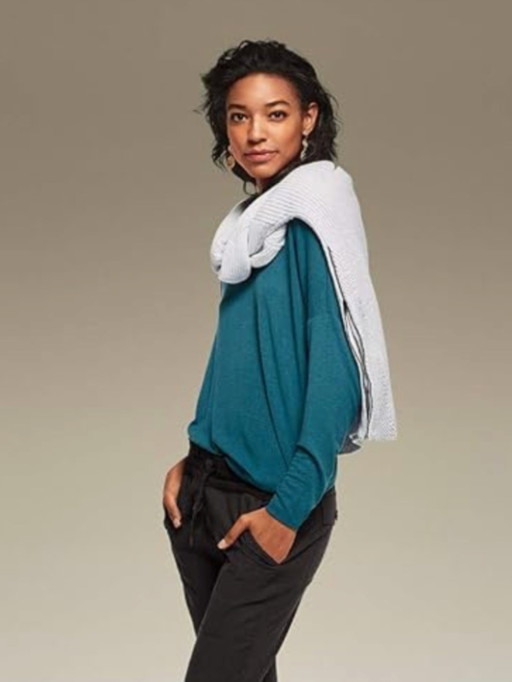 CAbi Serenity Teal Long Sleeve V-Neck Top | Rayon | Medium
